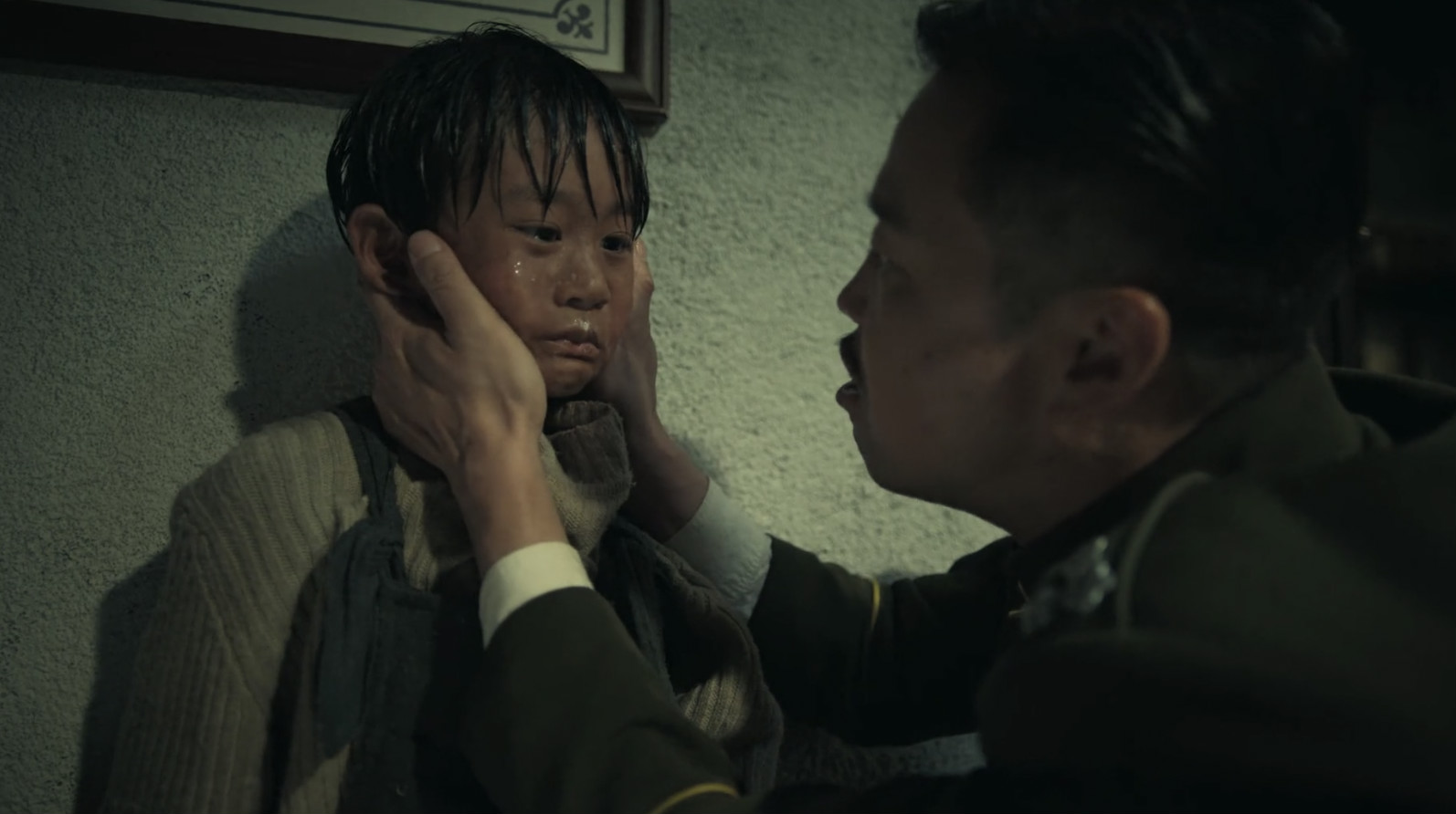 理想照耀中国成毅秒落泪,理想照耀中国王迅是反派吗