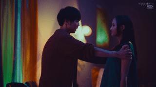 第一集就开车，这尺度不愧是岛国剧