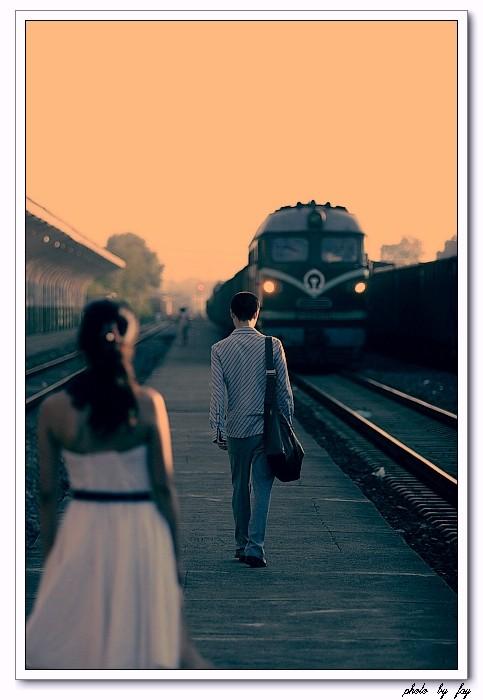 男朋友发红包要不要回他红包呢,男朋友发红包我退回了他就不发了