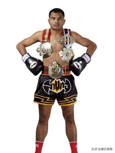 泰拳扫踢如何有穿透力,泰拳十大残酷低扫腿