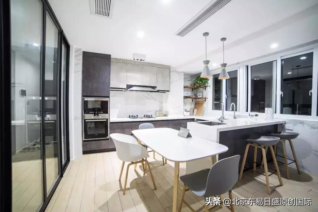 餐厅厨房一体化设计的6个方案,中厨西厨餐厅厨房一体设计