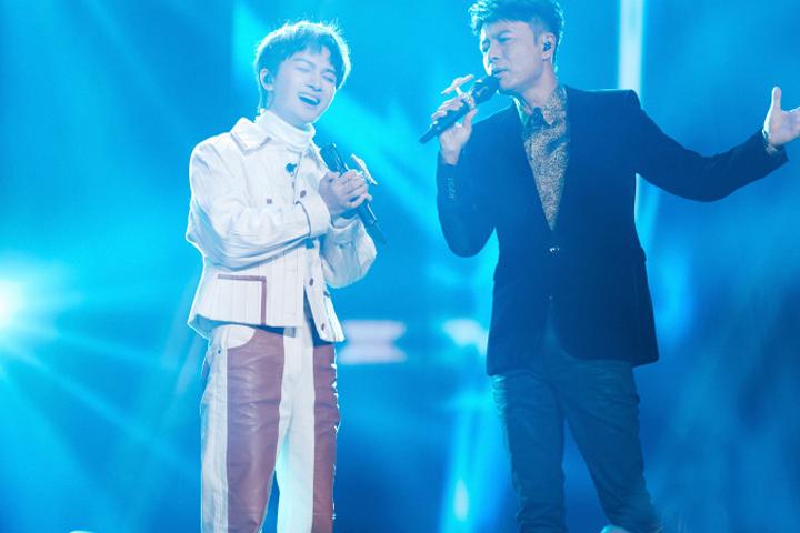 暗黑王源上线，全新演绎《血腥爱情故事》，舞蹈燃炸全场