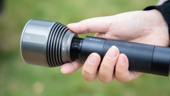 新手入门推荐几款强光手电,最好的几款随身隐蔽手电