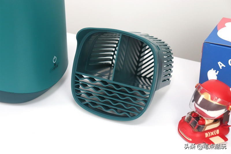 身为刀架筷笼,容不得藏污养菌!臻米K2刀叉筷子消毒机体验