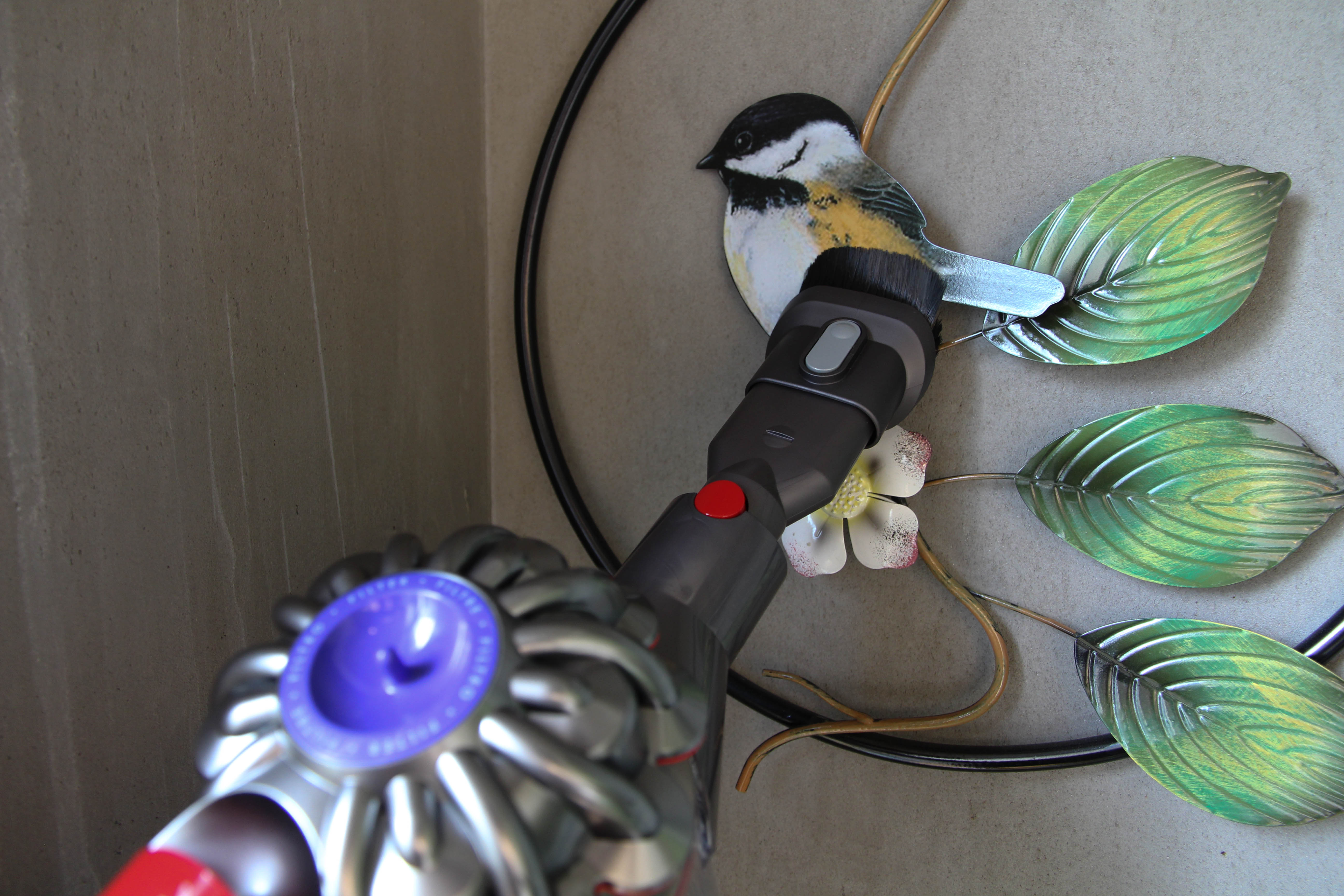 戴森吸尘器v8fluffyorigin拆洗,戴森吸尘器v8如何选择