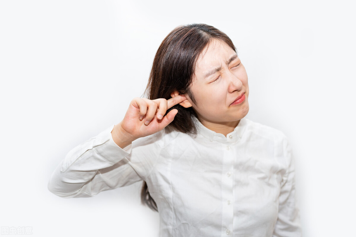 十年的耳鸣有偏方吗,十年耳鸣是怎么回事