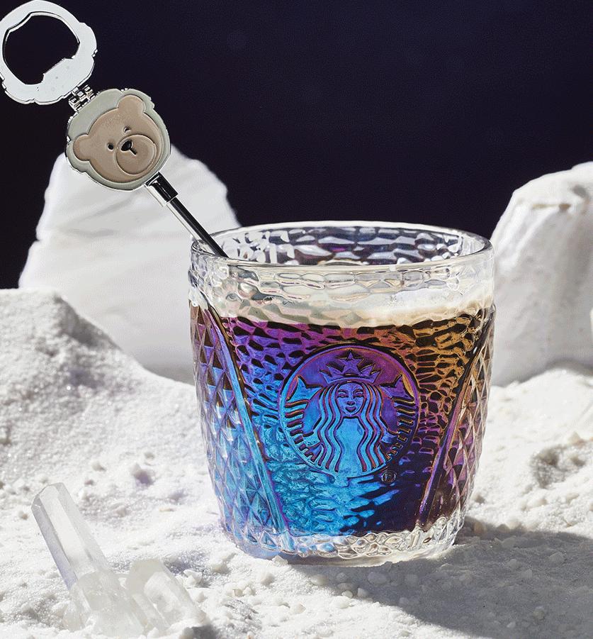 星巴克的logo为什么一直是tm,为什么有些星巴克是红色logo