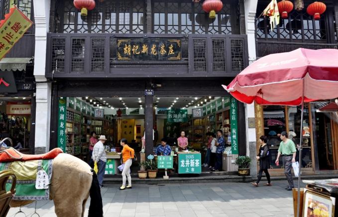 杭州的河坊街值得去吗,杭州最美河坊街在哪里