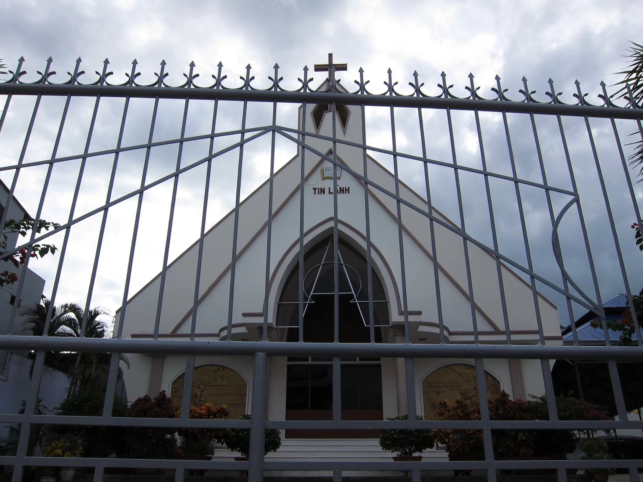 第一次越南旅游芽庄,越南芽庄骑行旅行