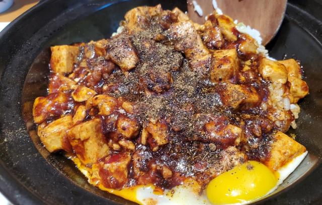 李维嘉开的饭店,李维嘉海口开店