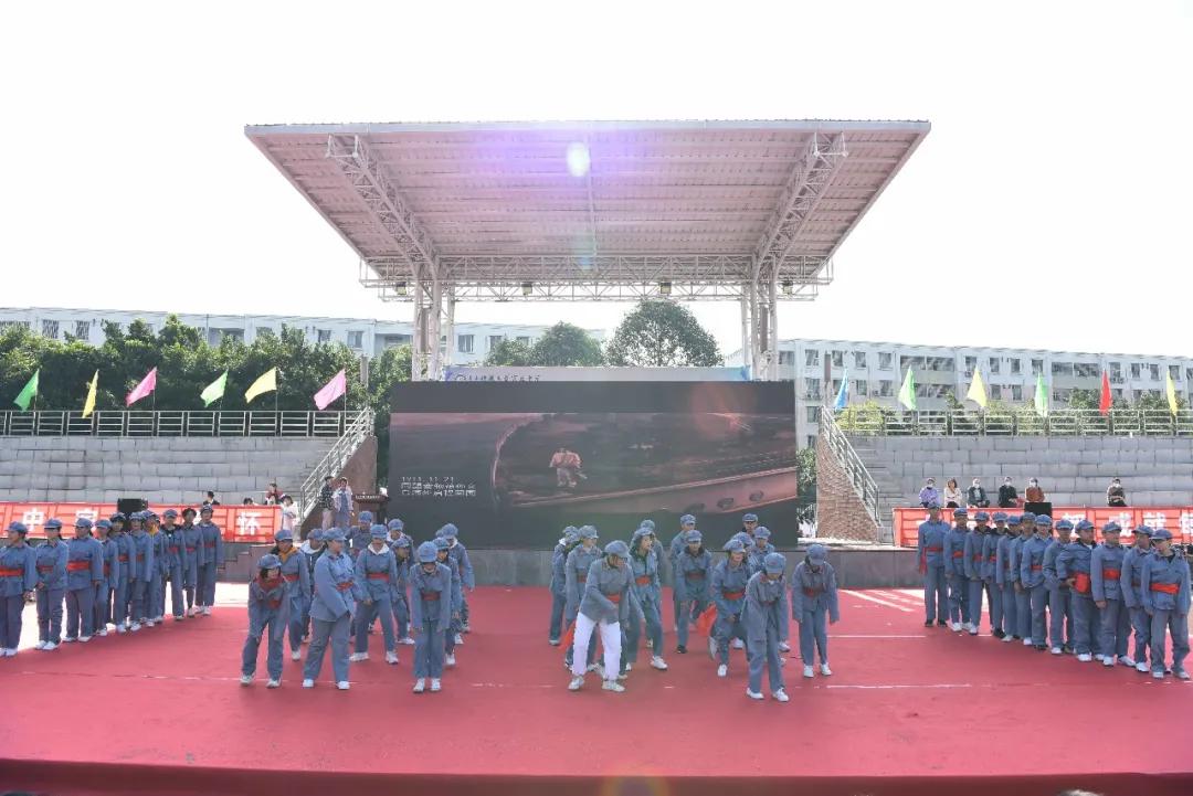 机器人在技能大赛上尬舞,世界机器人舞冠军挑战赛