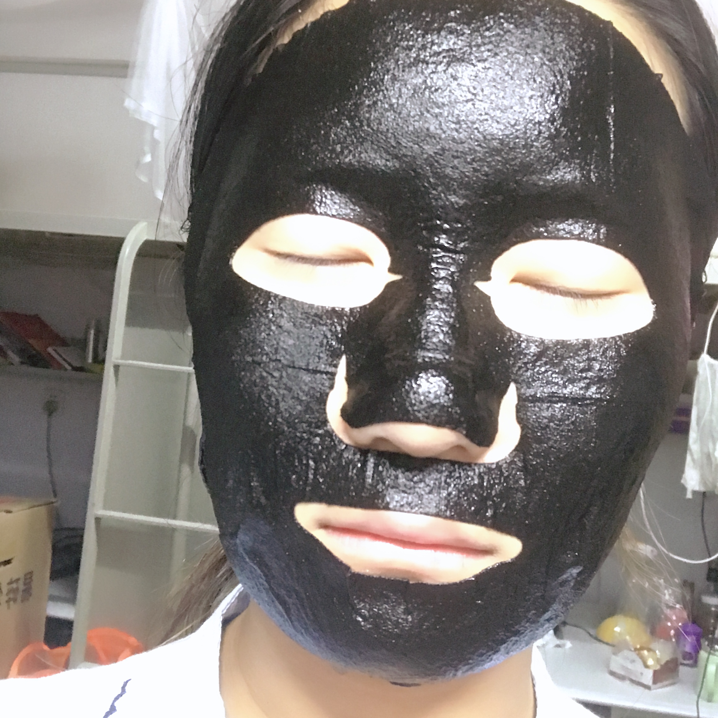 膜法世家以黑吸黑面膜好用吗,膜法世家的白面膜好还是黑面膜好