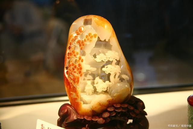 虎年本命年戴朱砂好还是玉好,本命年佩戴的玉叫什么玉石