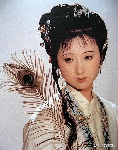 鍥涘ぇ鍚嶈憲鍗佸ぇ缁忓吀閰嶄箰,鍑犲ぇ缁忓吀褰辫閰嶄箰