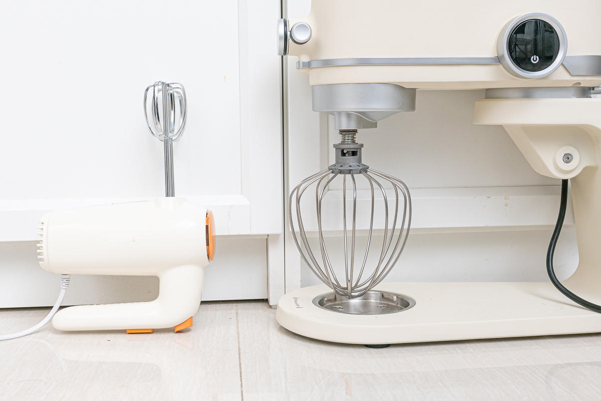 烘焙为什么要入厨师机？与面包机，打蛋器差异有多大？厨师机横评