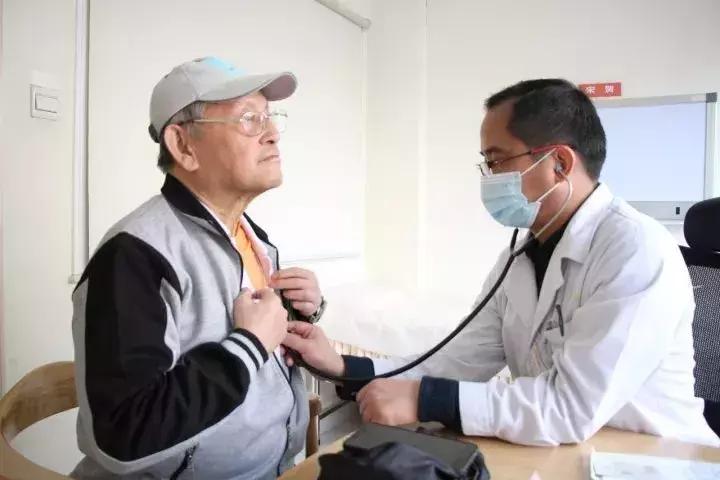 每分钟心跳低于50次危险吗,心跳低于50就有生命危险了吗