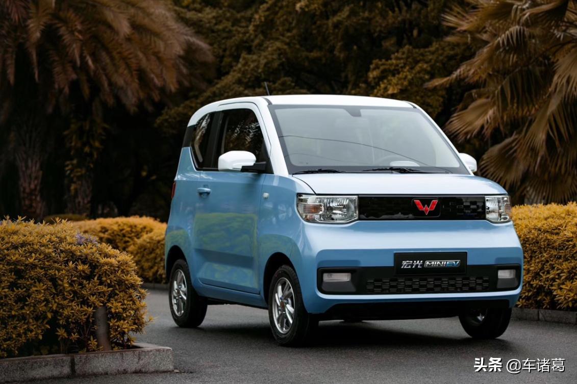 上市两个月狂甩3万多台，五菱“老头乐”为何会如此畅销？