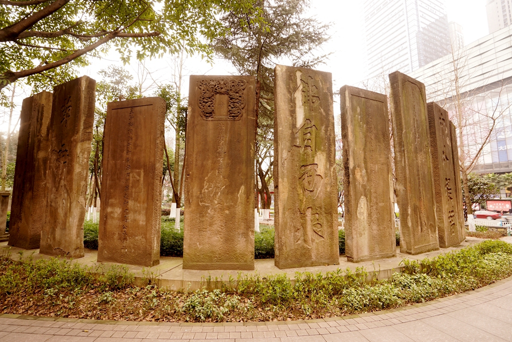 大坪：19块巨碑藏孤岛