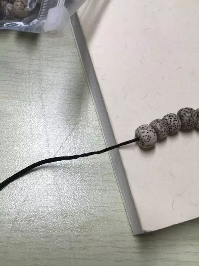 手串换绳如何打结,手串换绳技法