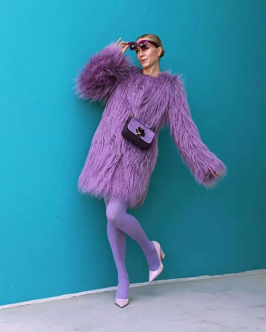 色彩穿搭小技巧,色彩呼应是最简单的穿搭技巧