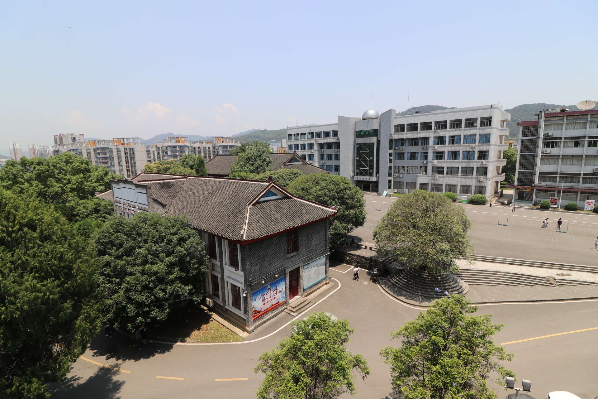 吉首大学在湖南算好吗,吉首大学很差吗