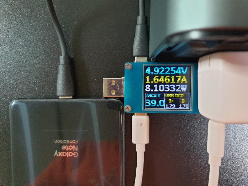 ​一见倾心！UIBI柚比“小冰块”迷你PD快速充电套装体验