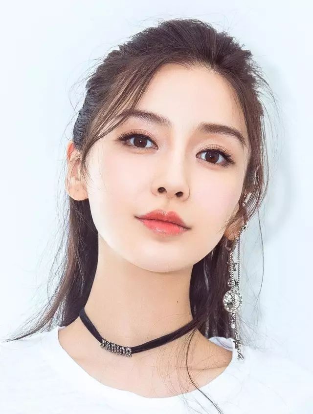 总觉得自己脸型太差？但也许你只是剪错刘海而已，看完这篇就懂了