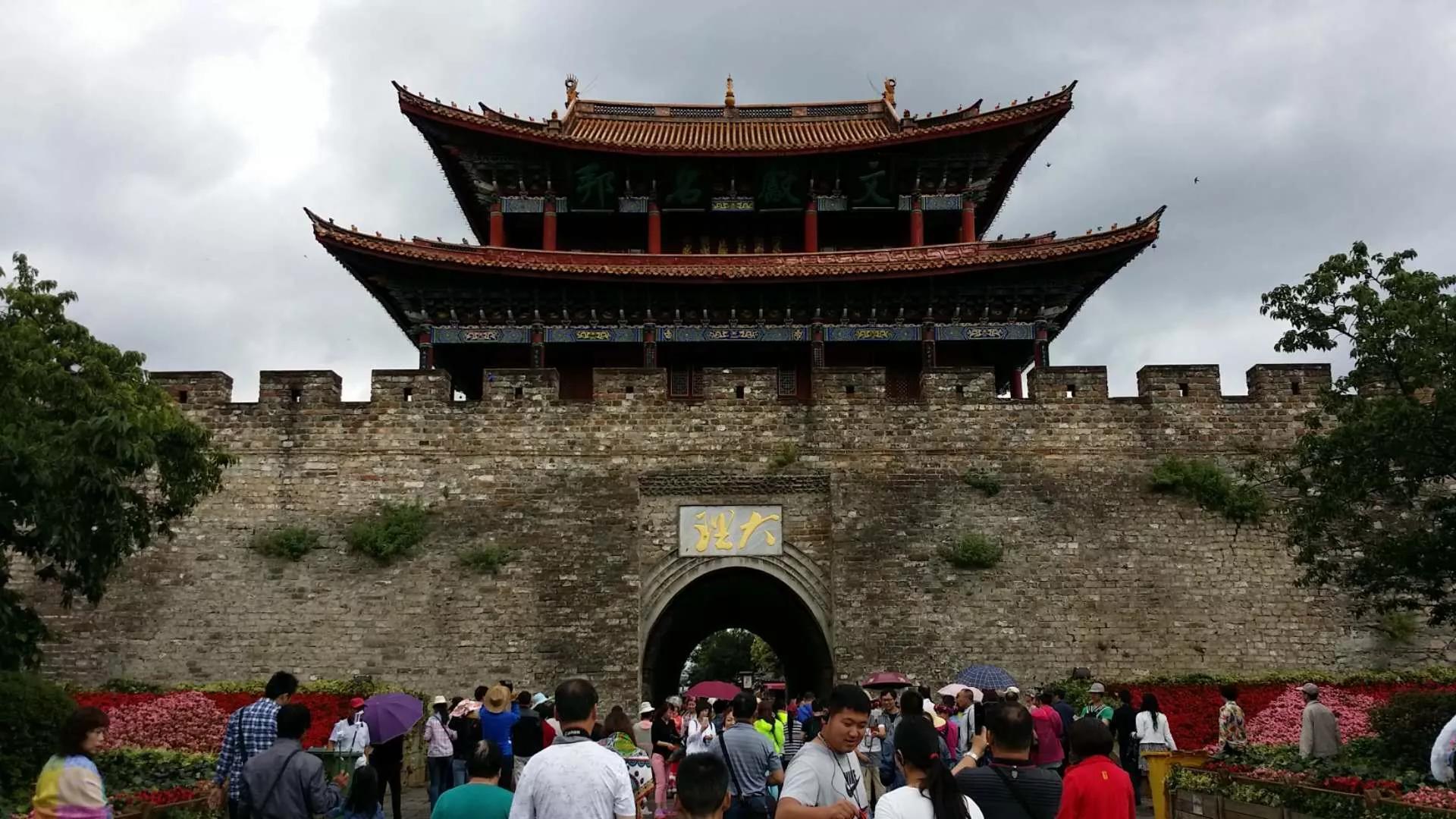 暑假带孩子去云南旅游攻略路线图,暑假去云南旅游怎么玩