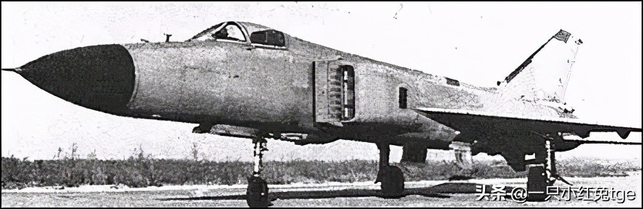 缇庡啗绌哄啗瑁呭澶у叏,閭ｄ簺骞村厰瀛愭悶鍒扮殑瑁呭