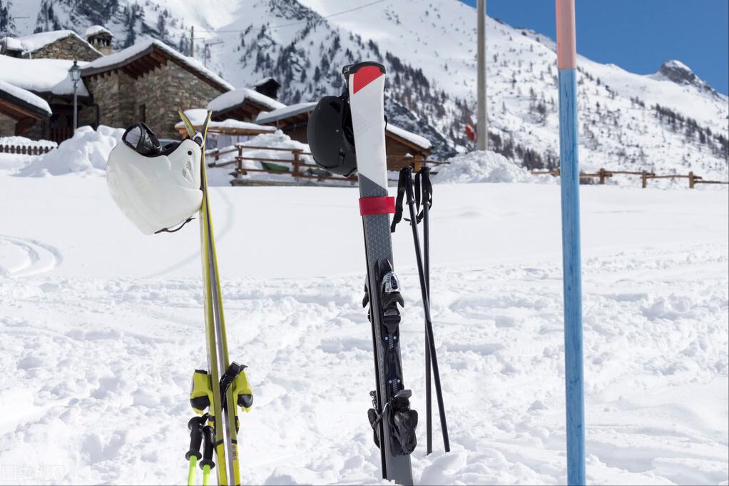 如何选择滑雪板宽度,初学者如何选择滑雪板