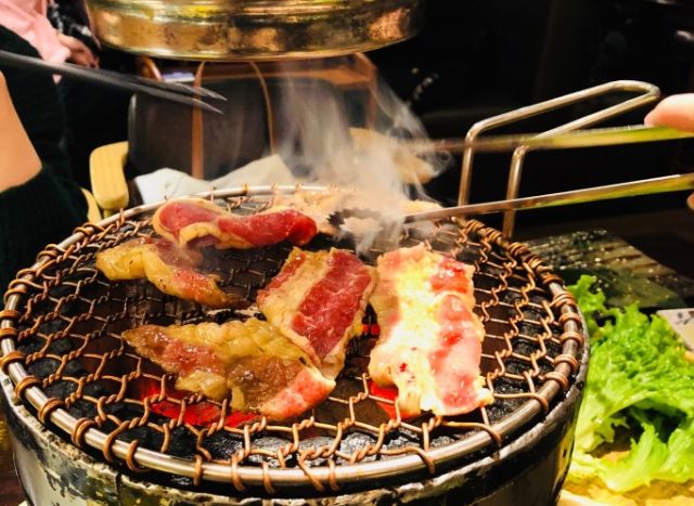 上海美食推荐必吃的餐厅最新,上海最值得去的5家餐厅好吃不贵