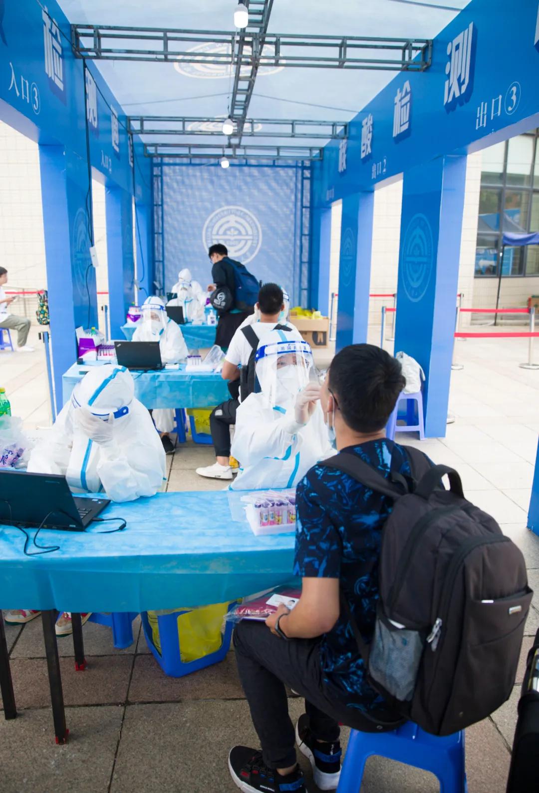 迎接新工人,欢迎新老工人