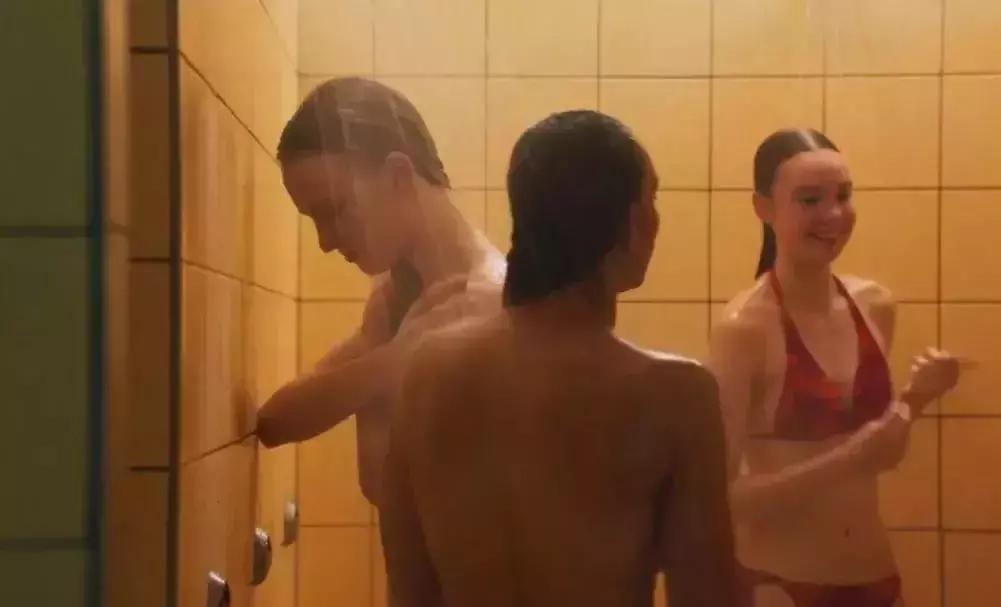 年度最美的“女孩”，就在这部里