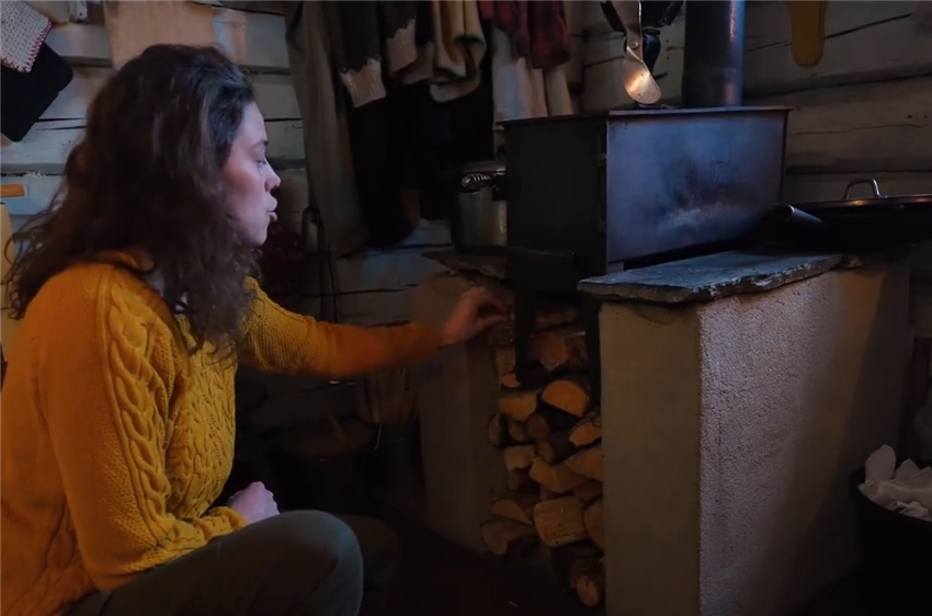 一家三口住50平,一家三口住50平米的房子够吗