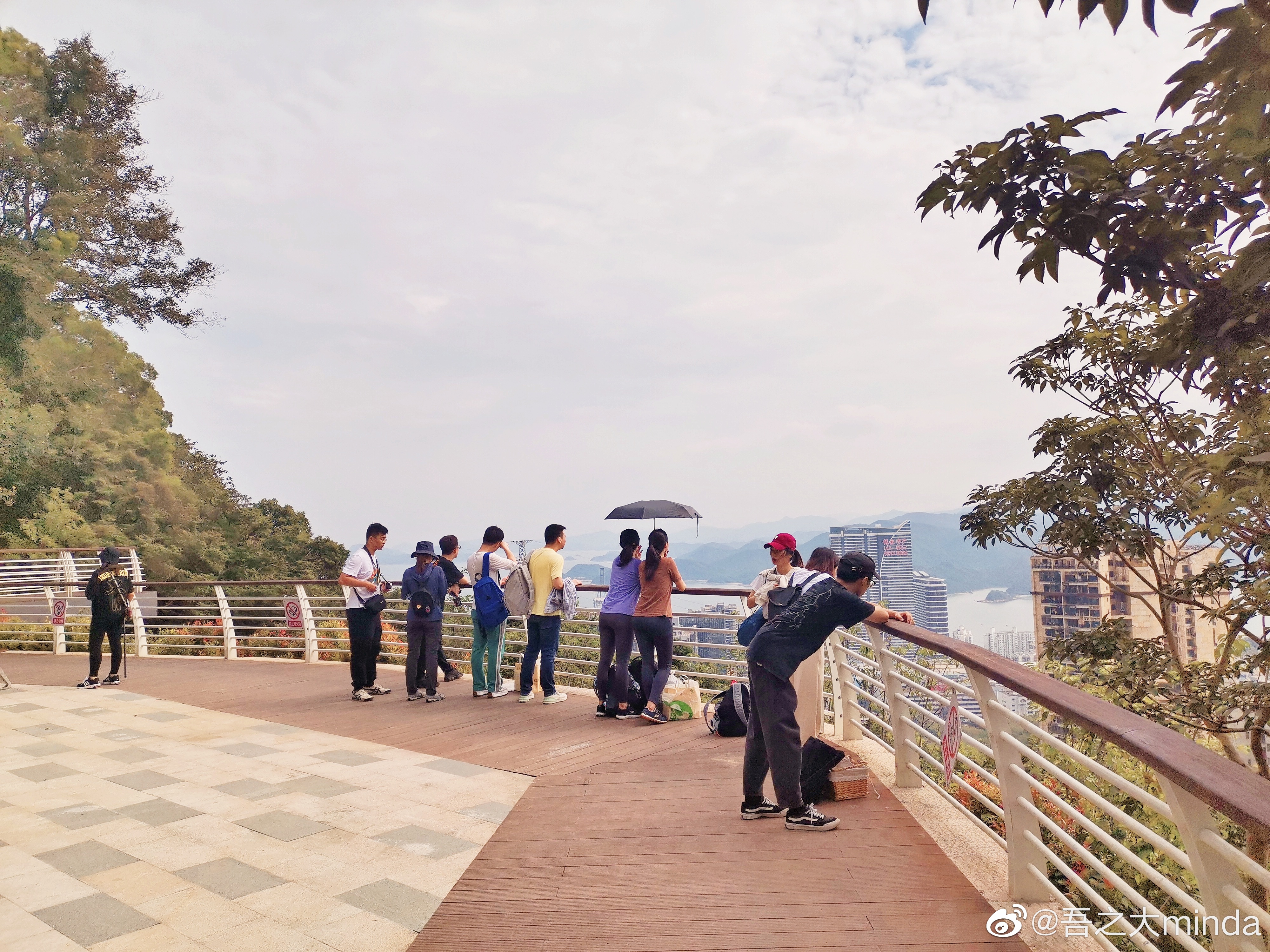 梧桐山下幽径,梧桐山下清风明月