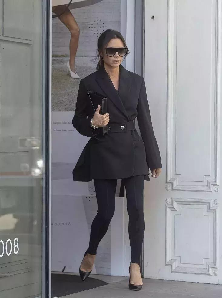 西装领子材质不一样,西装纽扣材质有什么讲究