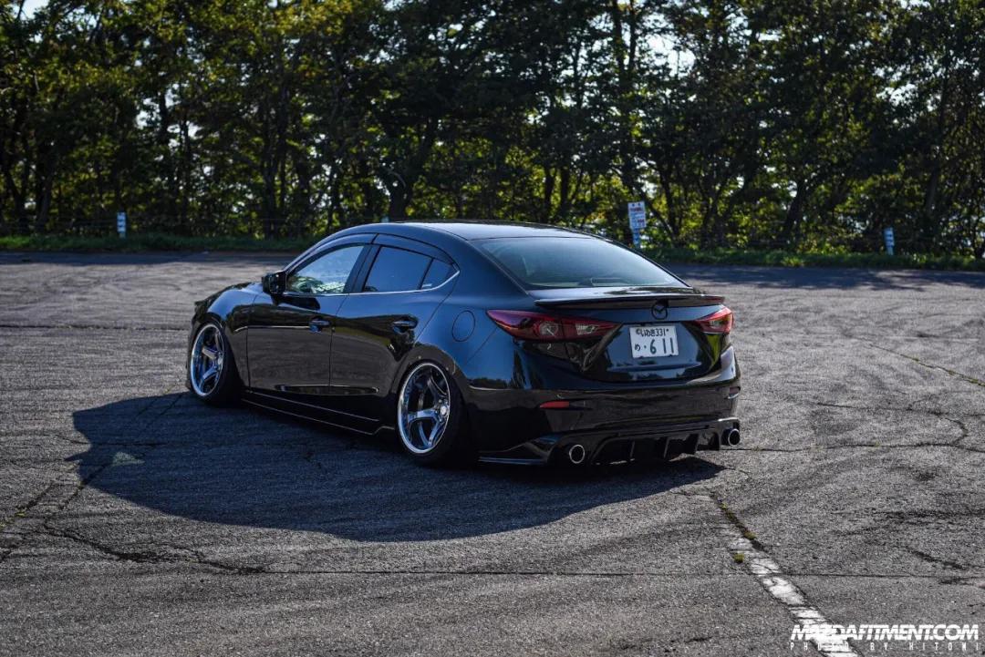 马自达3次世代昂克赛拉下赛道,次世代马自达3昂克赛拉上车效果