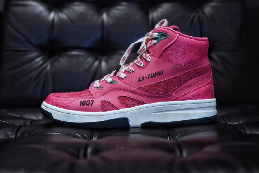 安踏的气垫鞋怎么样,安踏哪款运动鞋和匹克态极相似