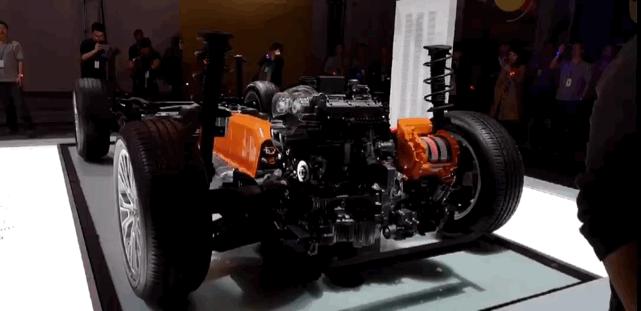 吉利轿跑suv星越落地价多少钱,吉利星越轿跑suv的售卖成绩