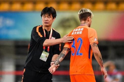 李霄鹏辞职视频完整,李霄鹏主动辞职视频