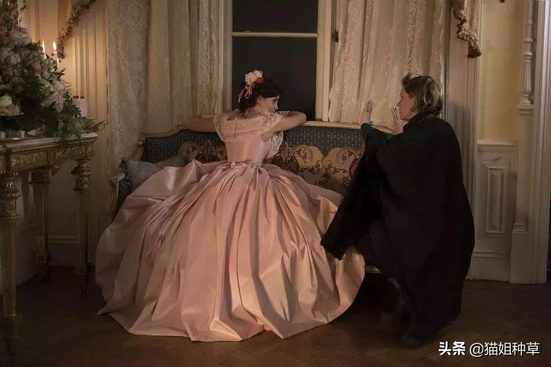 穿出奥斯卡复古名媛感,《小妇人》的设计美学超好用