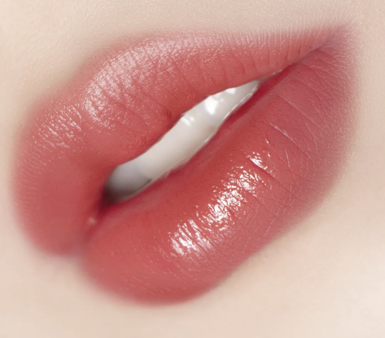 ysl最近新出的口红,ysl粉圆管春季限定