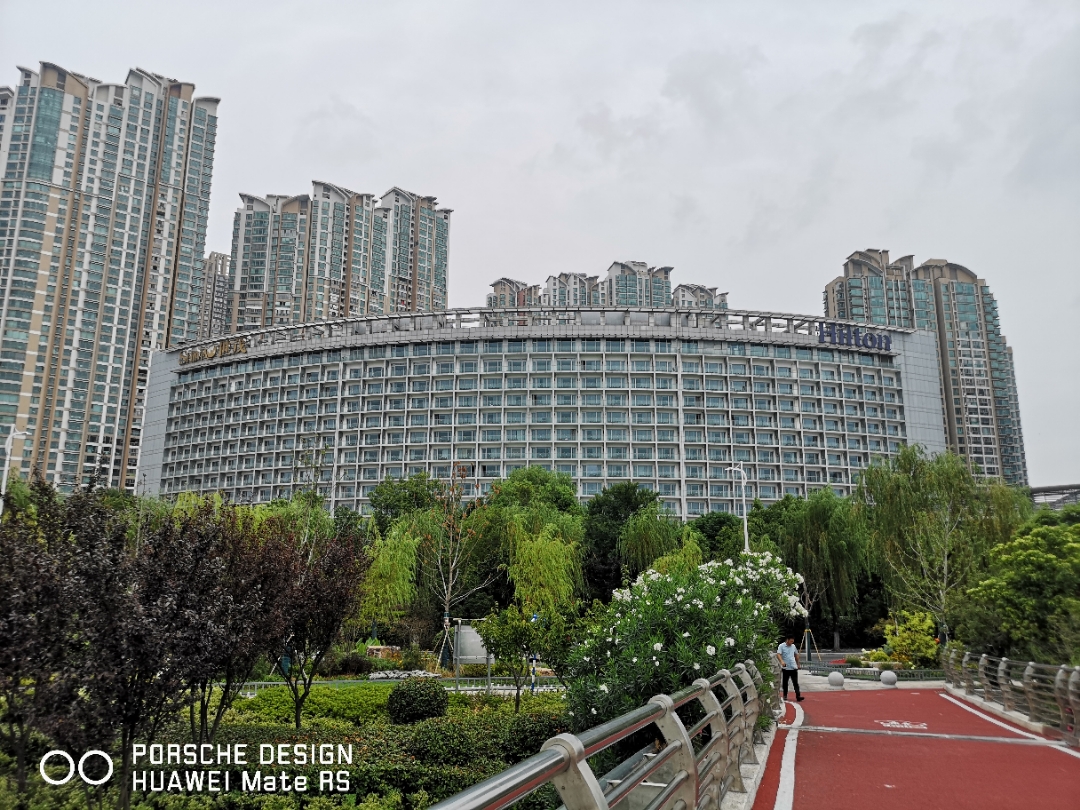 南京下关滨江希尔顿,南京世茂滨江希尔顿酒店电话号码