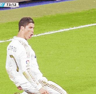 足坛滑跪德罗巴,足坛经典滑跪