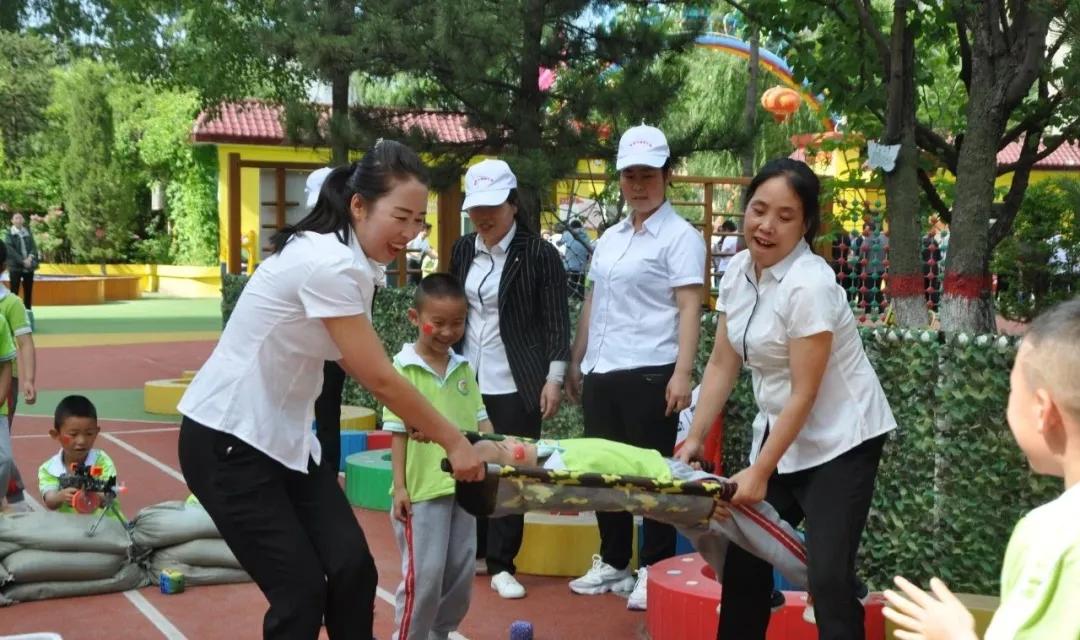 幼儿园我是小红军重走长征路游戏,小班重走长征路闯关游戏