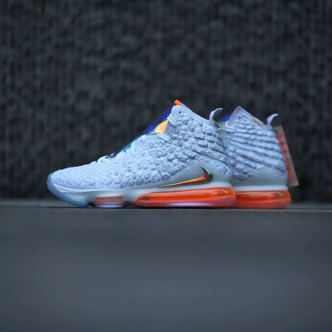 lebron2017年球鞋,lebron新球鞋