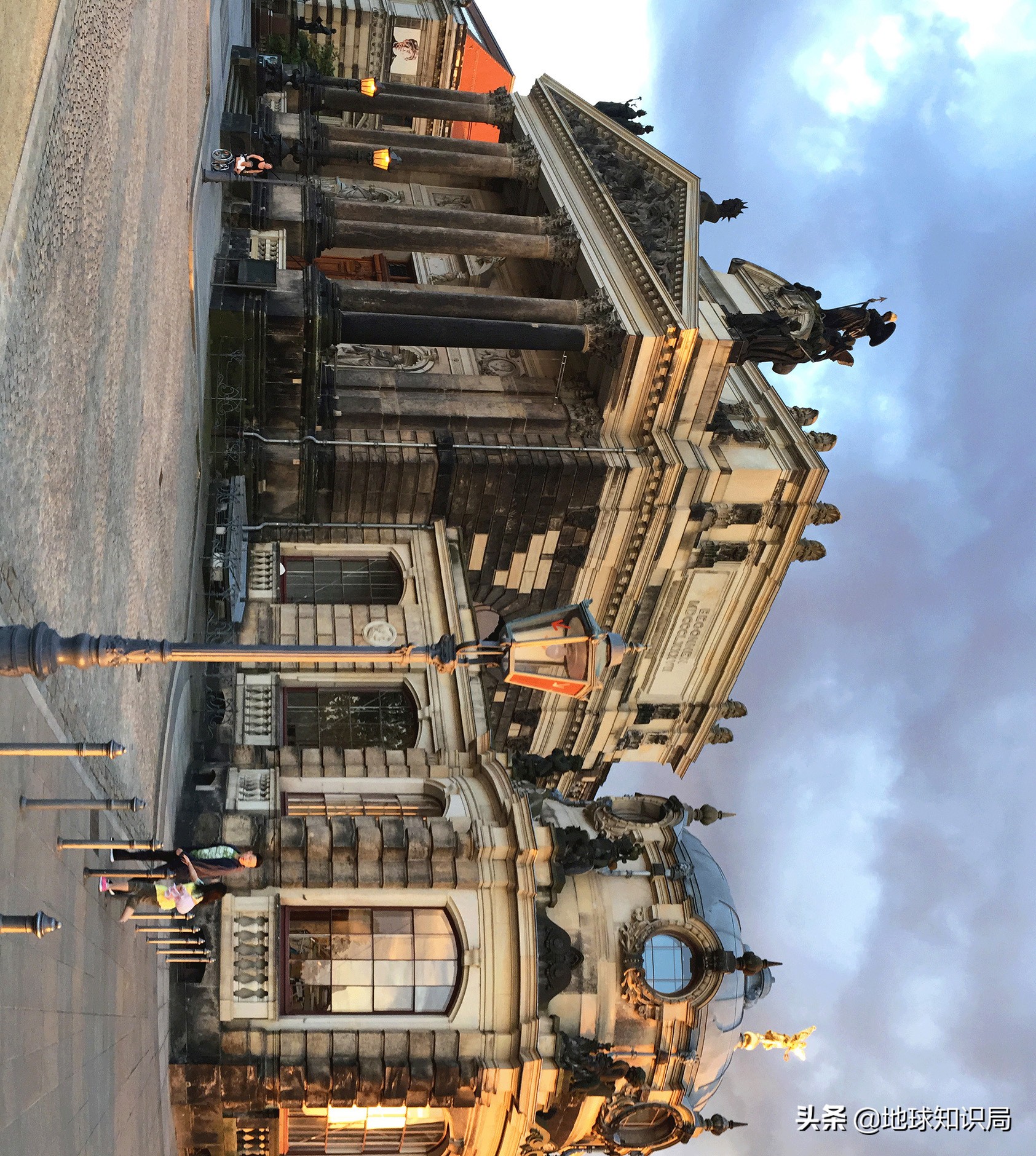 揭秘二战结束德国为何投降两次,揭秘二战结束德国为何投降了两次