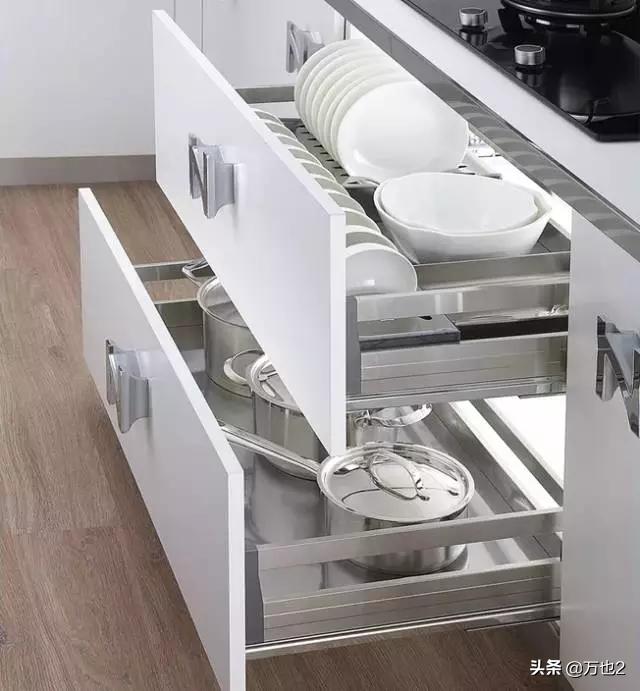 千万别直接问衣柜多少钱一平方