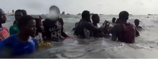 非洲人的捕鱼绝技，一天能捕7吨鱼，出海全凭肉眼找鱼