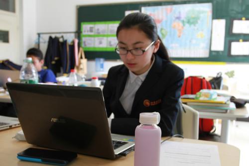 儿子被中山大学数学系录取,他现在很后悔,说毕业后很难找工作